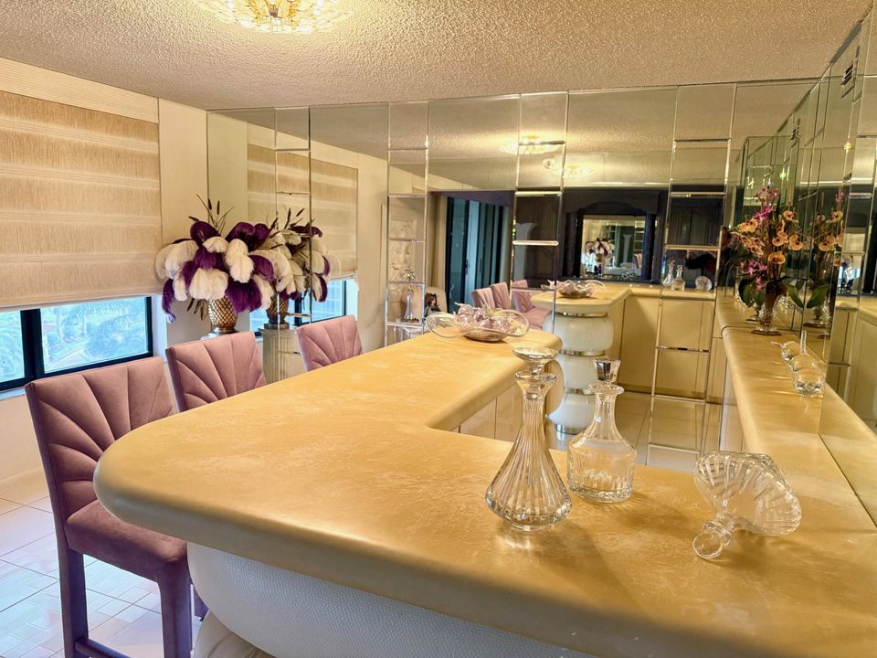 На продажу: $339,000 (3 спален, 2 ванн, 1818 Квадратных фут)