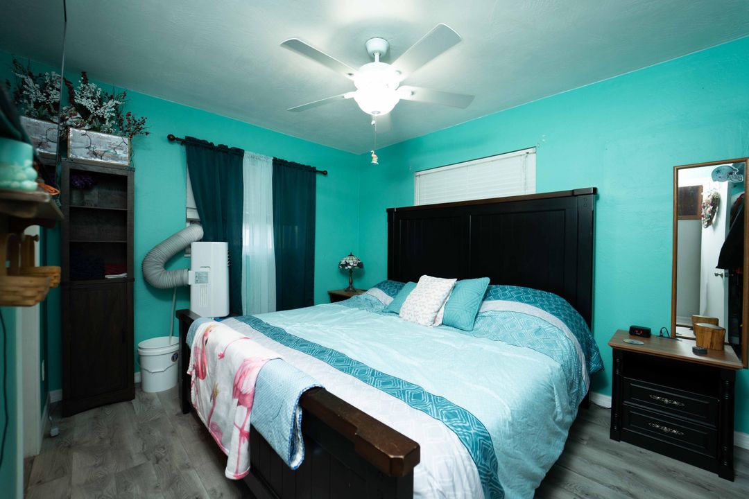 Active With Contract: $259,900 (3 beds, 2 baths, 1256 Square Feet)