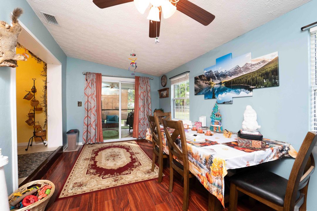 Active With Contract: $259,900 (3 beds, 2 baths, 1256 Square Feet)