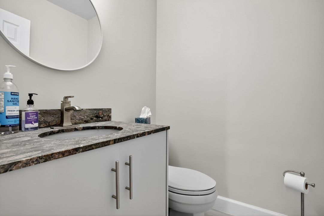 合同活跃: $1,169,000 (3 贝兹, 2 浴室, 2683 平方英尺)