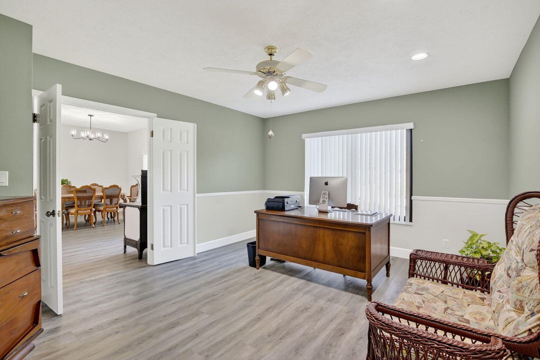 合同活跃: $1,169,000 (3 贝兹, 2 浴室, 2683 平方英尺)