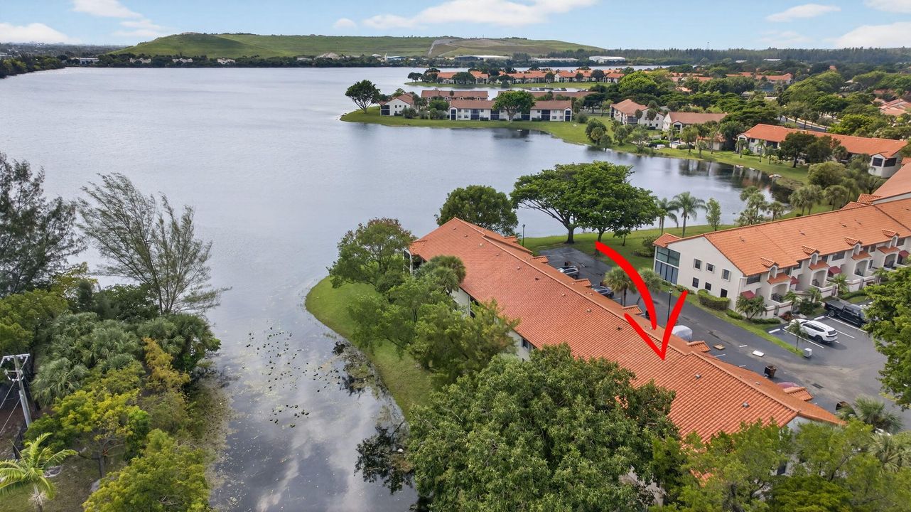 На продажу: $290,000 (2 спален, 2 ванн, 1150 Квадратных фут)