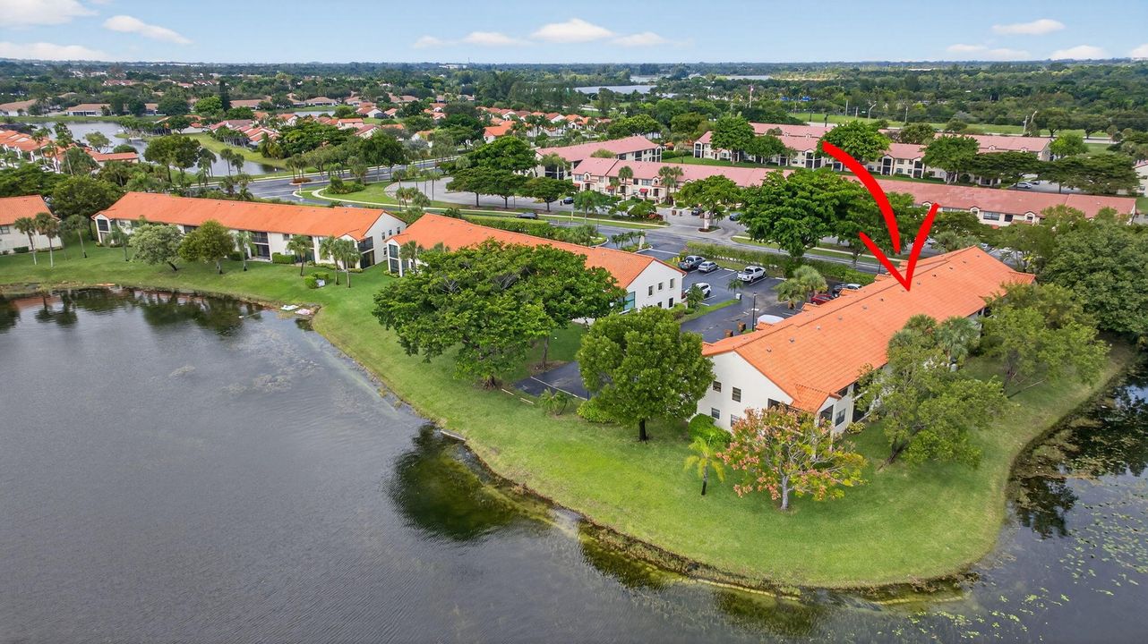 На продажу: $290,000 (2 спален, 2 ванн, 1150 Квадратных фут)