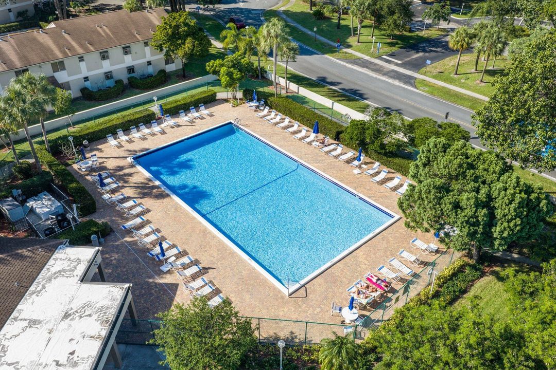 На продажу: $345,000 (3 спален, 2 ванн, 1300 Квадратных фут)