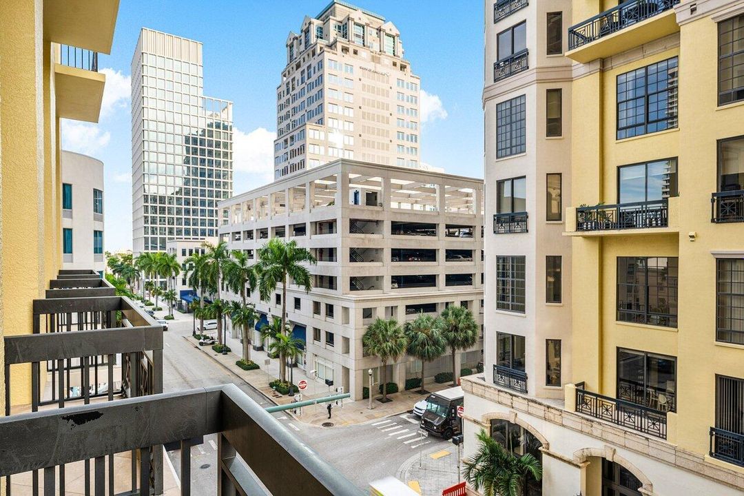 Activo con contrato: $7,900 (2 camas, 2 baños, 1533 Pies cuadrados)