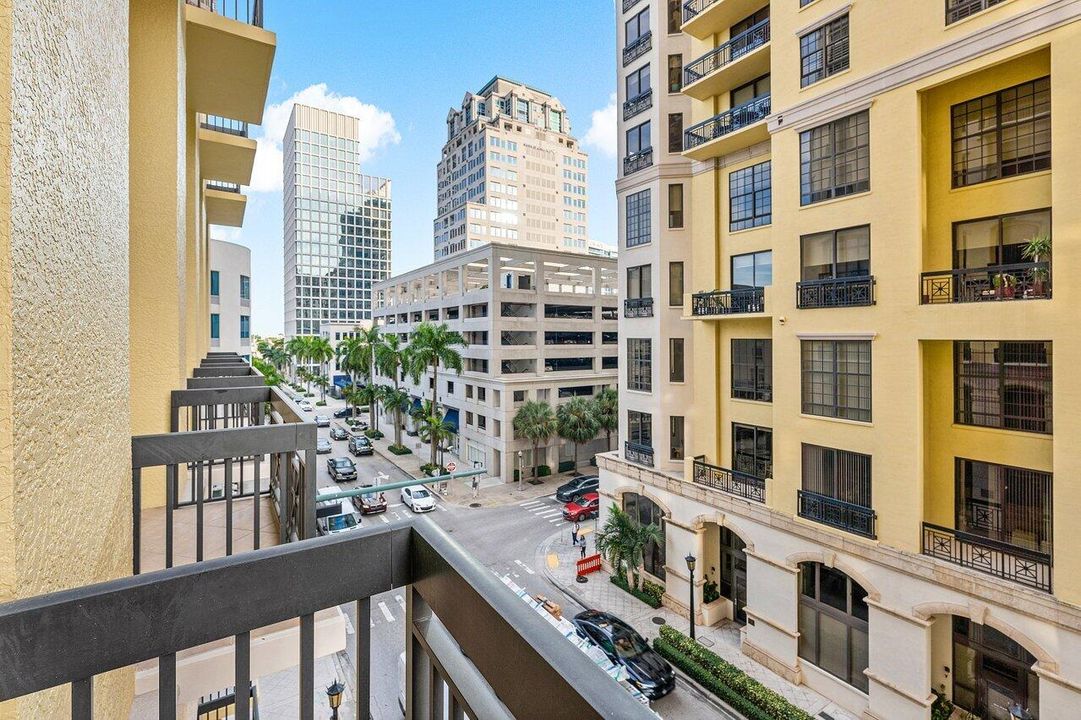 Activo con contrato: $7,900 (2 camas, 2 baños, 1533 Pies cuadrados)