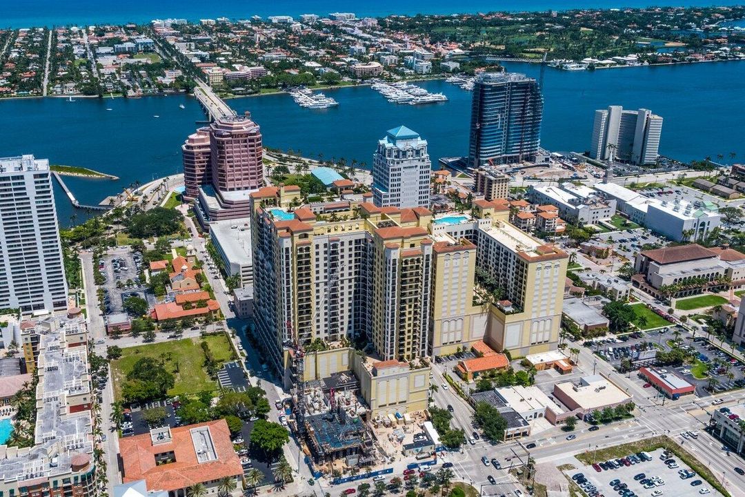 Activo con contrato: $7,900 (2 camas, 2 baños, 1533 Pies cuadrados)