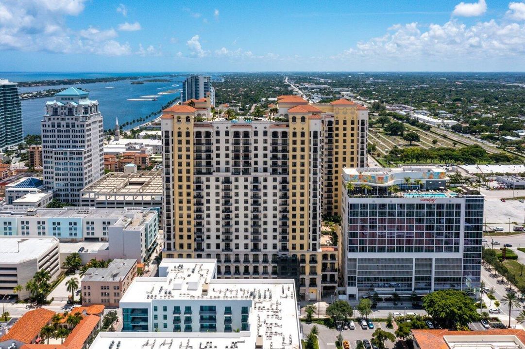 Activo con contrato: $7,900 (2 camas, 2 baños, 1533 Pies cuadrados)