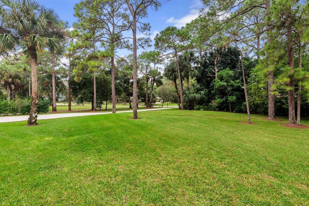 En Venta: $1,350,000 (4 camas, 2 baños, 3227 Pies cuadrados)