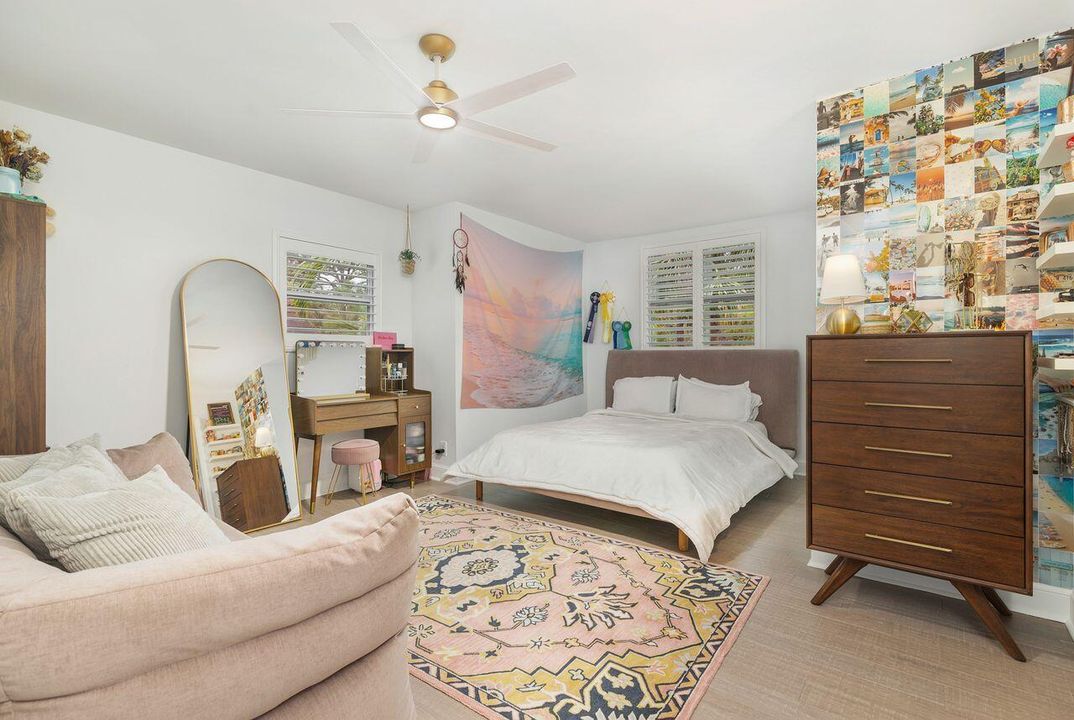 En Venta: $1,350,000 (4 camas, 2 baños, 3227 Pies cuadrados)