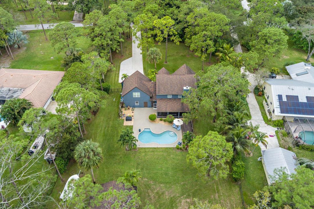 En Venta: $1,350,000 (4 camas, 2 baños, 3227 Pies cuadrados)