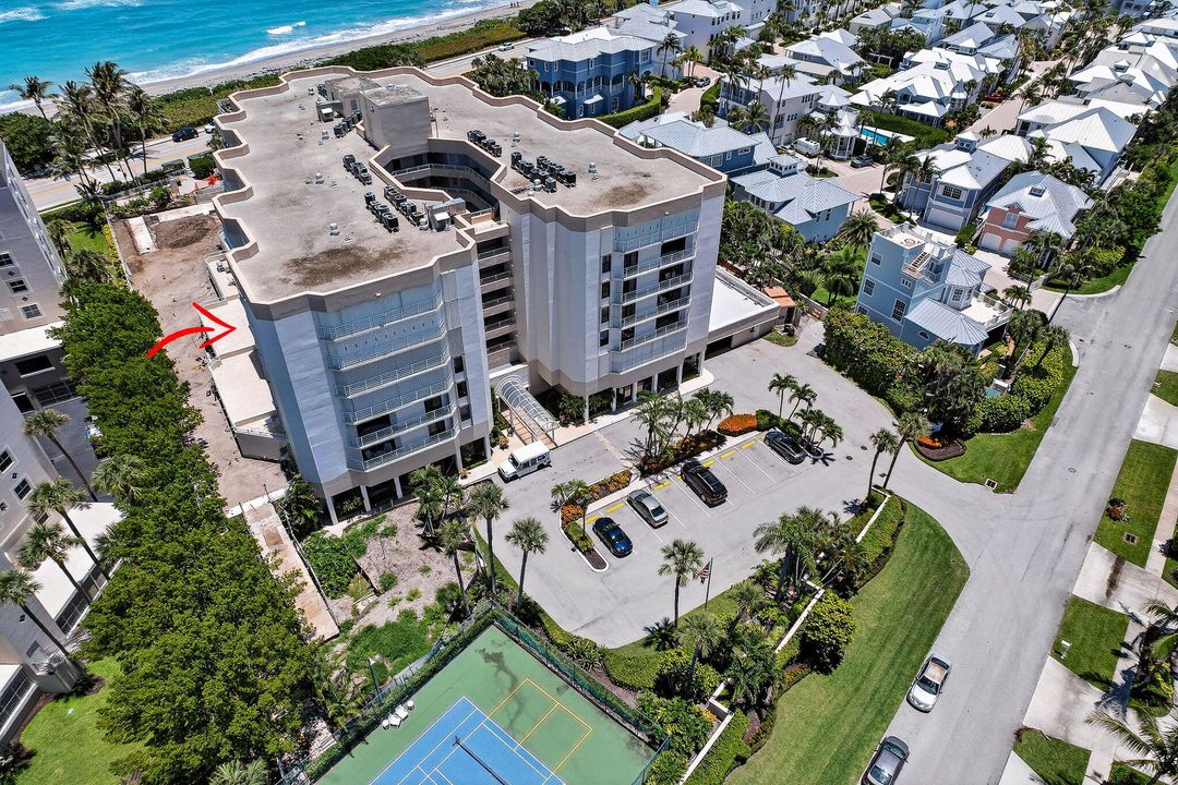 待售: $825,000 (2 贝兹, 2 浴室, 1460 平方英尺)