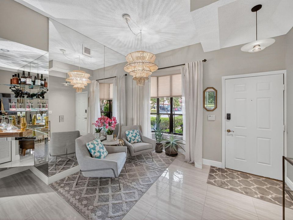 На продажу: $398,000 (2 спален, 2 ванн, 1323 Квадратных фут)