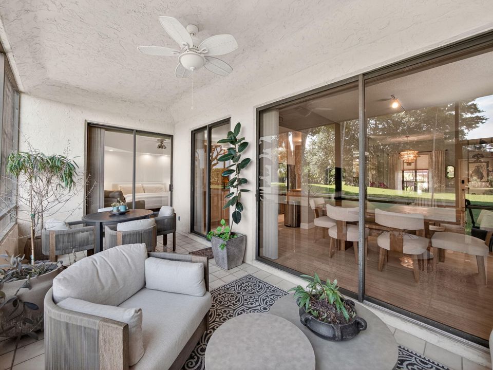 На продажу: $398,000 (2 спален, 2 ванн, 1323 Квадратных фут)