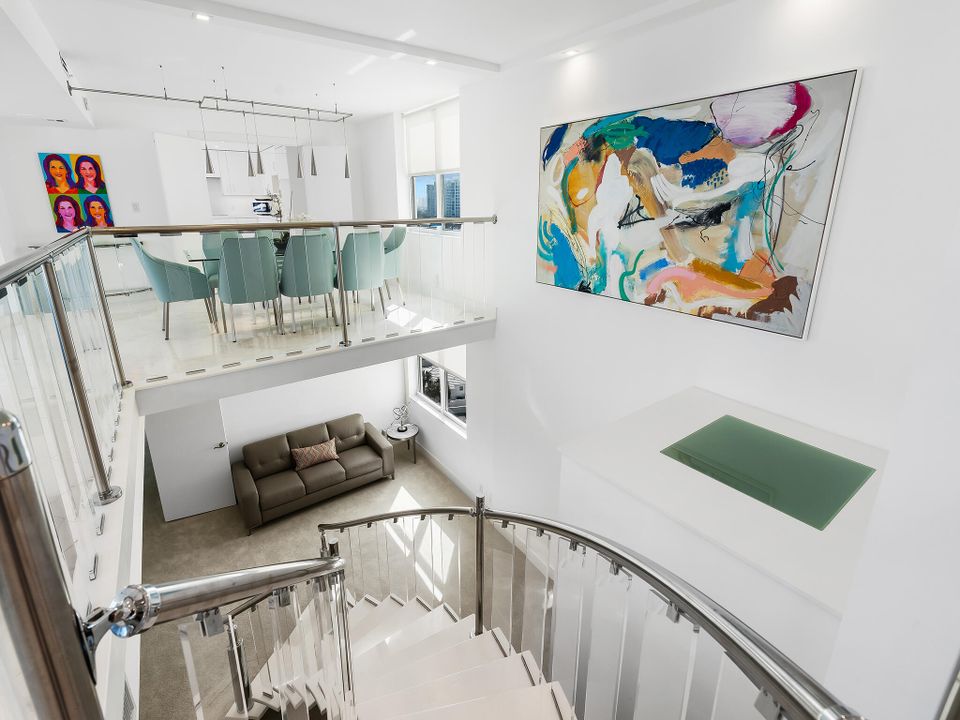 For Sale: $4,250,000 (3 beds, 3 baths, 3690 Square Feet)