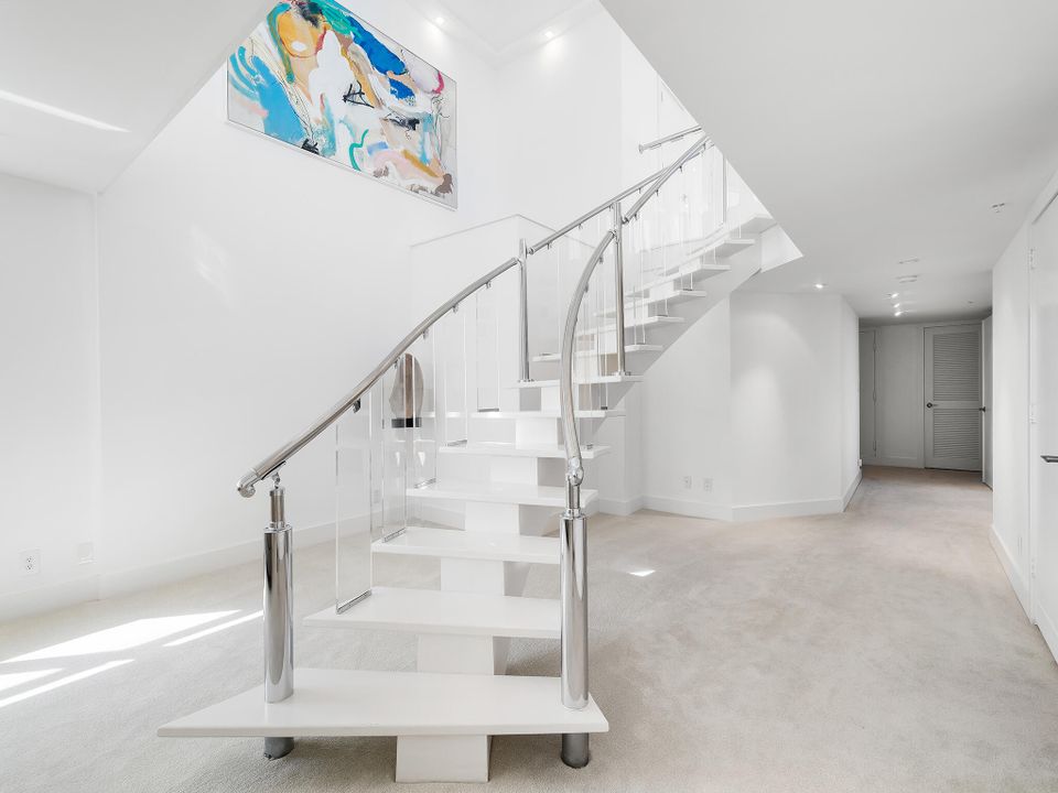 For Sale: $4,250,000 (3 beds, 3 baths, 3690 Square Feet)