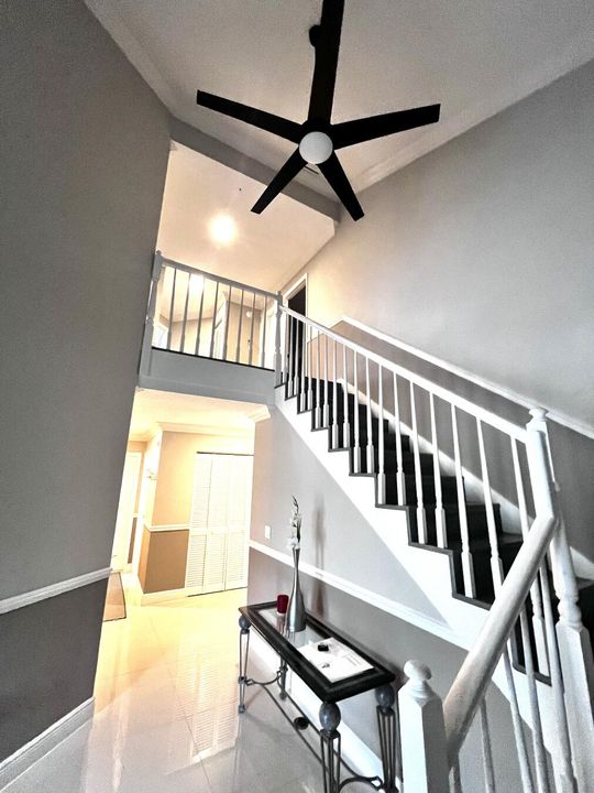 For Rent: $20,000 (5 beds, 3 baths, 3500 Square Feet)