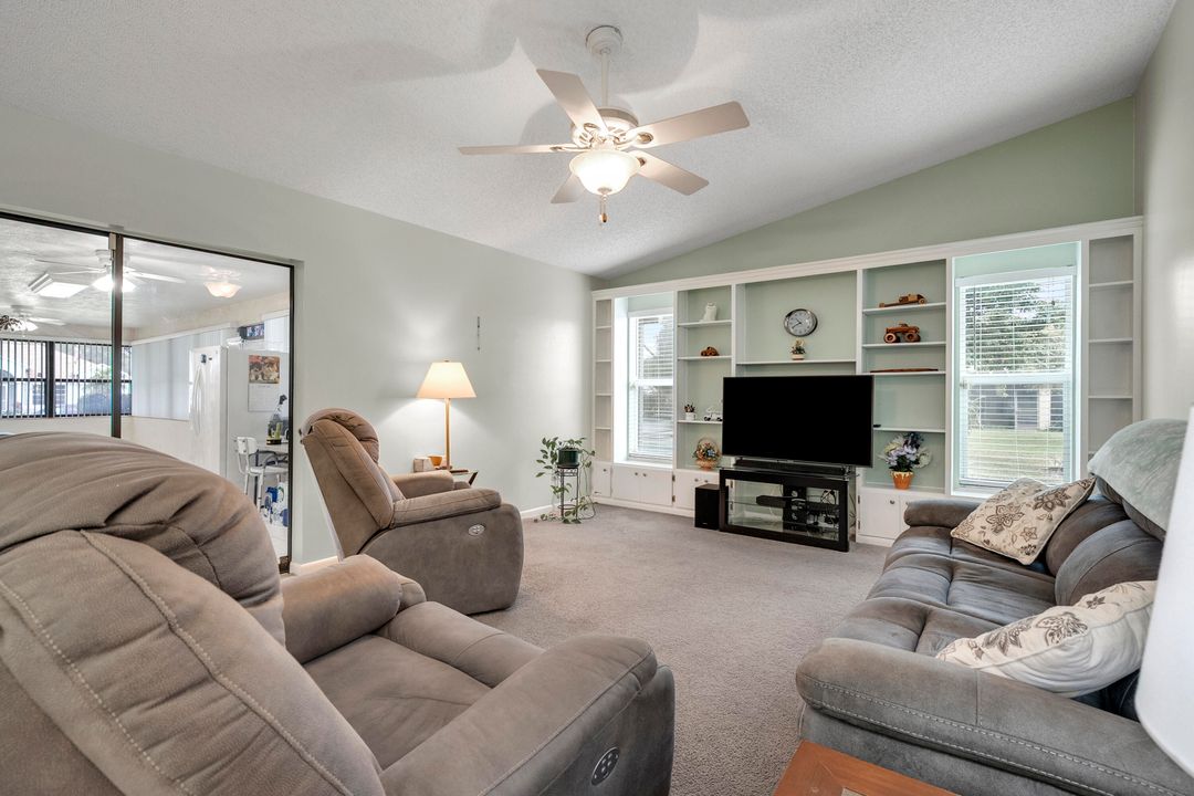 Active With Contract: $395,000 (3 beds, 2 baths, 1798 Square Feet)