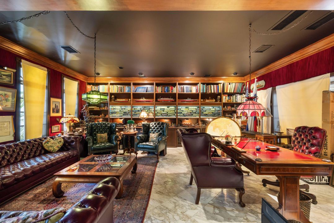 For Rent: $40,000 (5 beds, 7 baths, 6676 Square Feet)