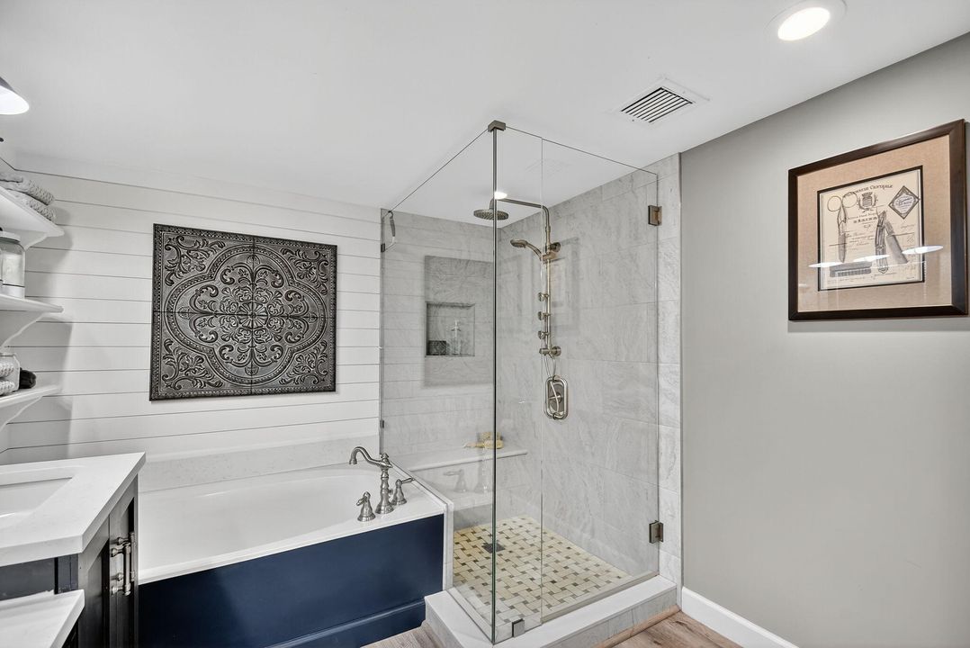 На продажу: $369,900 (3 спален, 2 ванн, 1869 Квадратных фут)