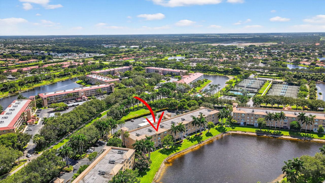 На продажу: $369,900 (3 спален, 2 ванн, 1869 Квадратных фут)