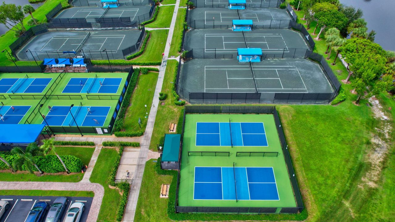 На продажу: $369,900 (3 спален, 2 ванн, 1869 Квадратных фут)