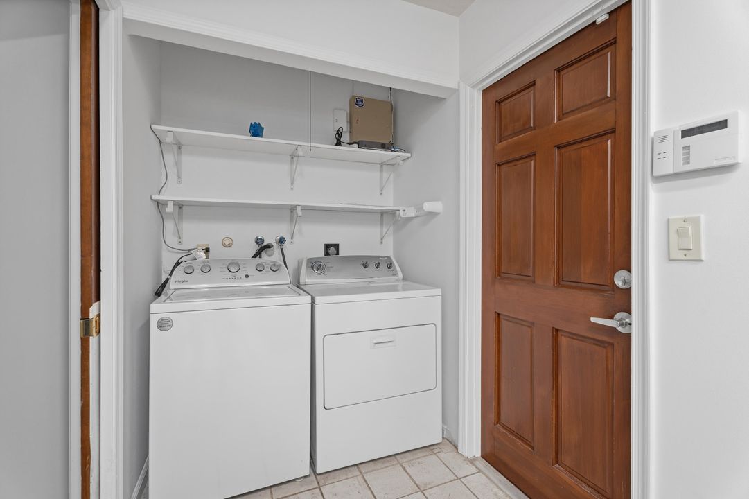 待售: $1,334,500 (3 贝兹, 2 浴室, 2693 平方英尺)