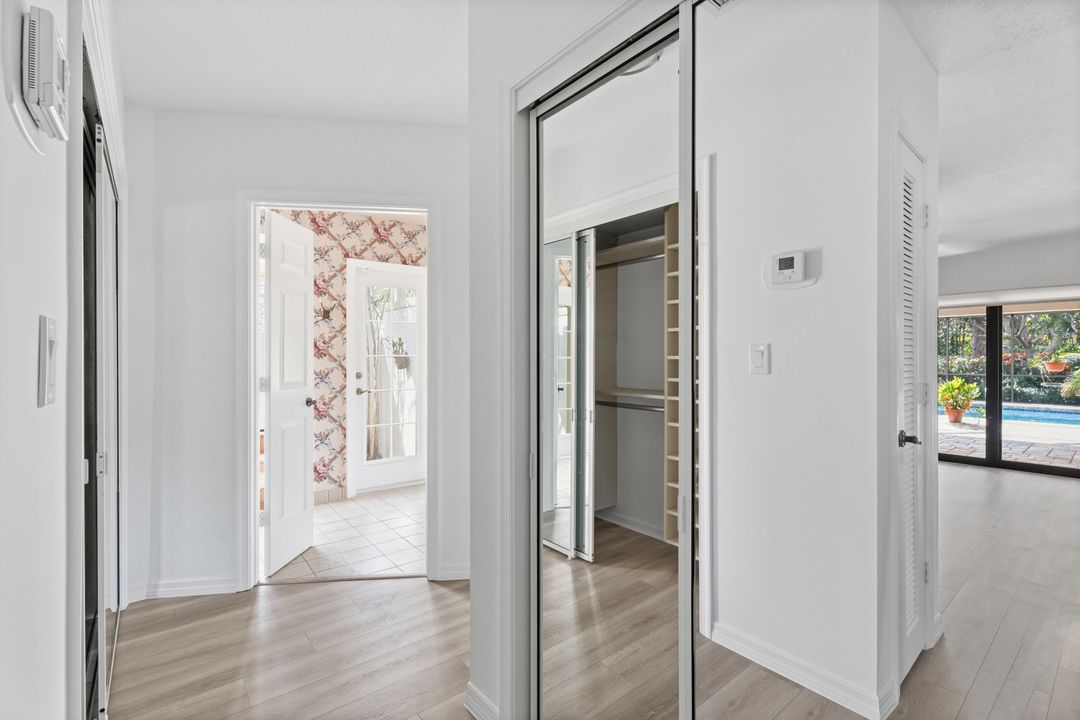 待售: $1,334,500 (3 贝兹, 2 浴室, 2693 平方英尺)