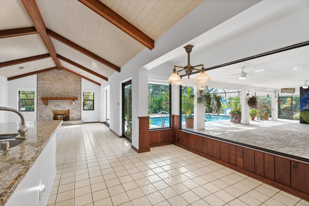 待售: $1,334,500 (3 贝兹, 2 浴室, 2693 平方英尺)