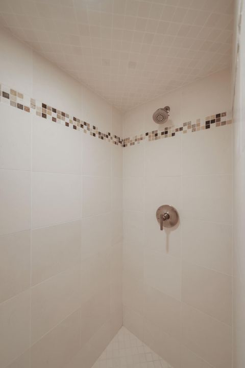 En Venta: $4,495,000 (3 camas, 3 baños, 2202 Pies cuadrados)