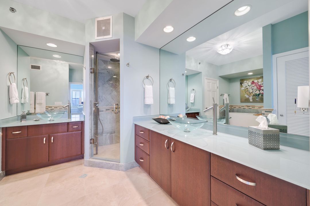 En Venta: $4,495,000 (3 camas, 3 baños, 2202 Pies cuadrados)