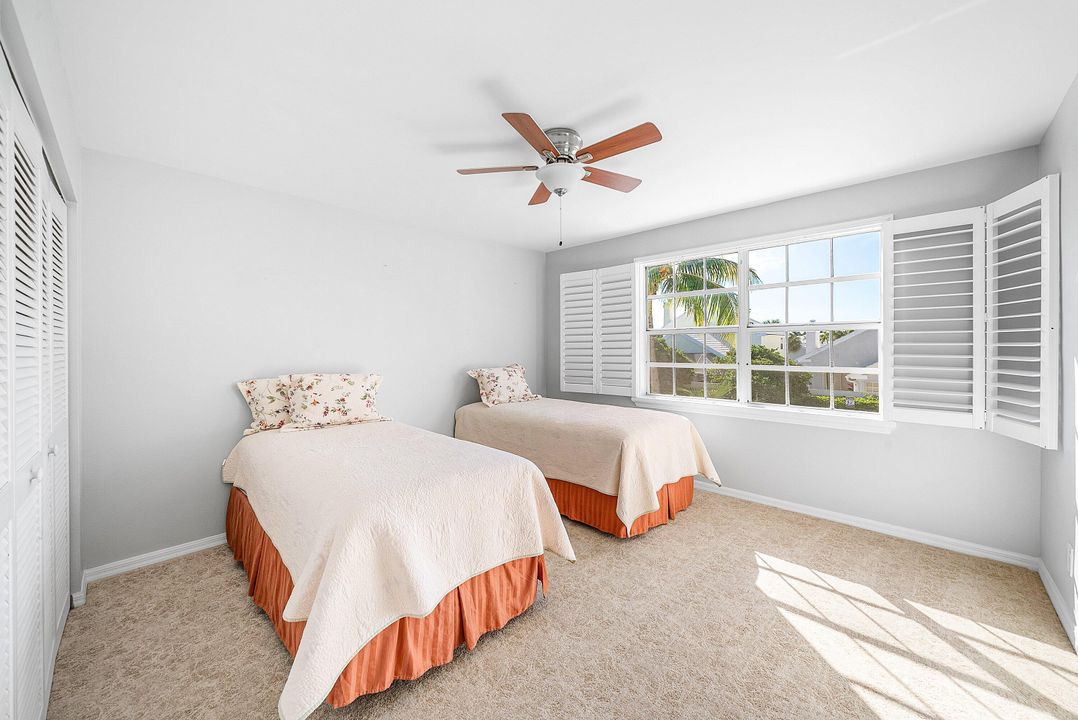 For Sale: $749,000 (3 beds, 2 baths, 1798 Square Feet)