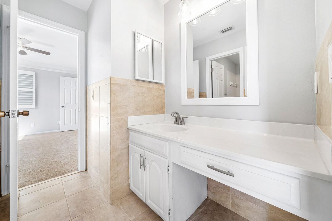 For Sale: $749,000 (3 beds, 2 baths, 1798 Square Feet)