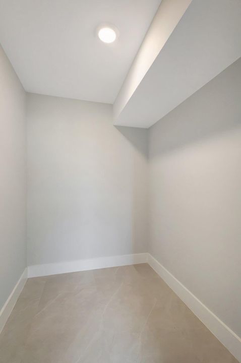 En Venta: $244,900 (2 camas, 2 baños, 939 Pies cuadrados)