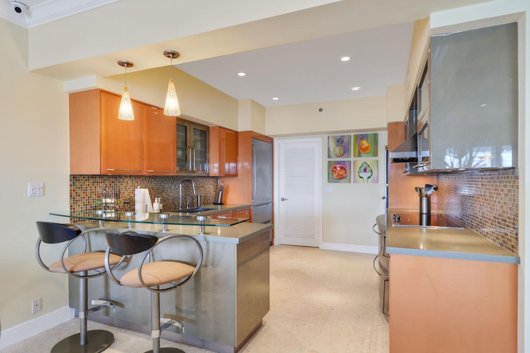 En Venta: $4,495,000 (3 camas, 3 baños, 2202 Pies cuadrados)