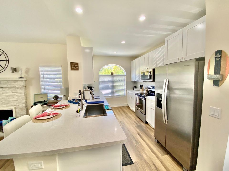 Active With Contract: $4,500 (3 beds, 2 baths, 1500 Square Feet)