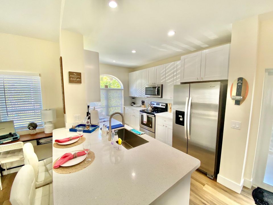 Active With Contract: $4,500 (3 beds, 2 baths, 1500 Square Feet)