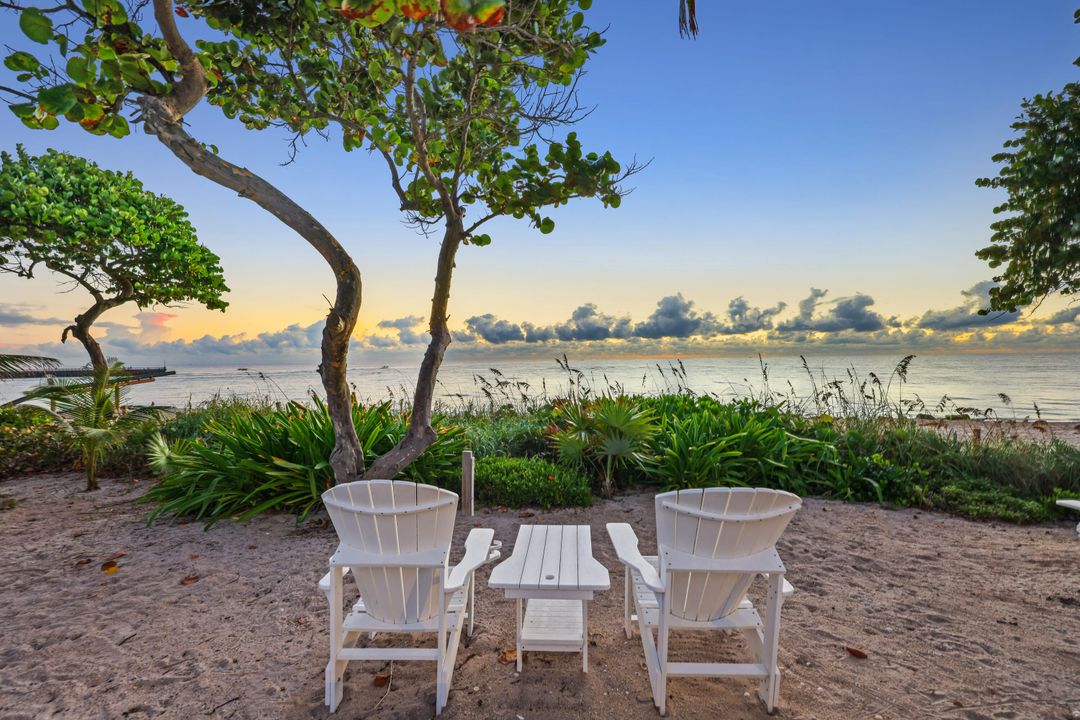 For Sale: $4,750,000 (5 beds, 6 baths, 4100 Square Feet)