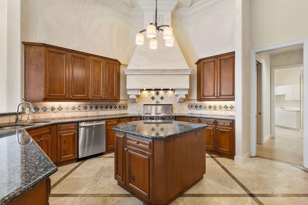 For Sale: $9,500,000 (4 beds, 4 baths, 4412 Square Feet)