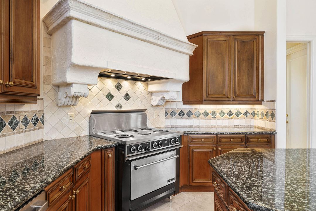 For Sale: $9,500,000 (4 beds, 4 baths, 4412 Square Feet)