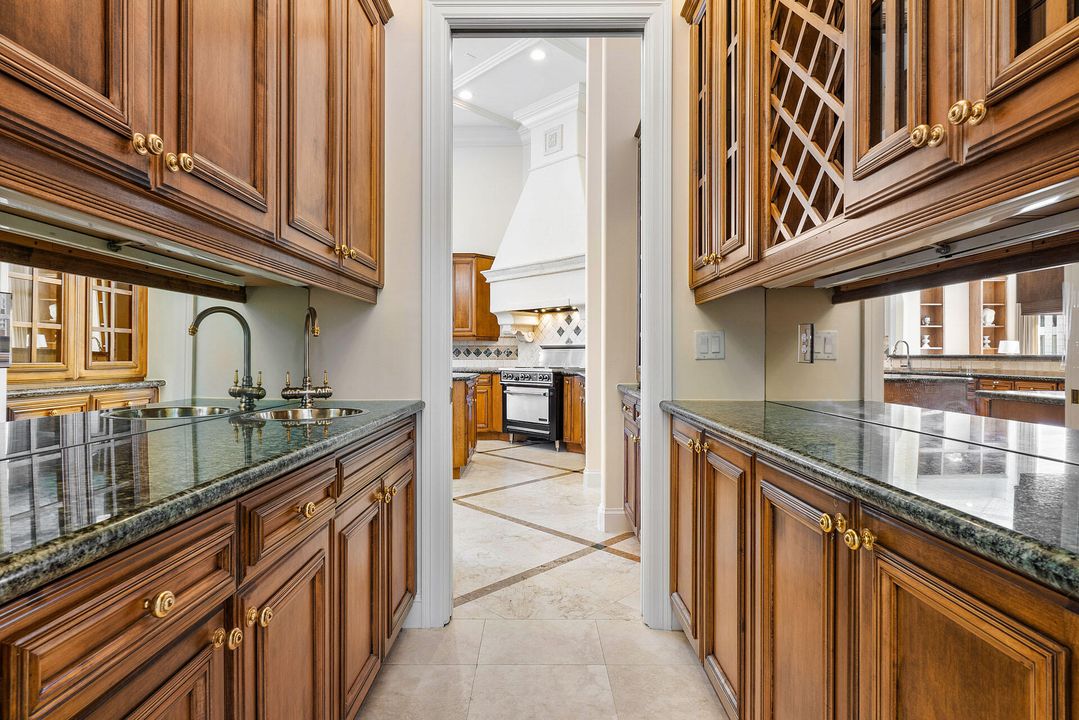 For Sale: $9,500,000 (4 beds, 4 baths, 4412 Square Feet)