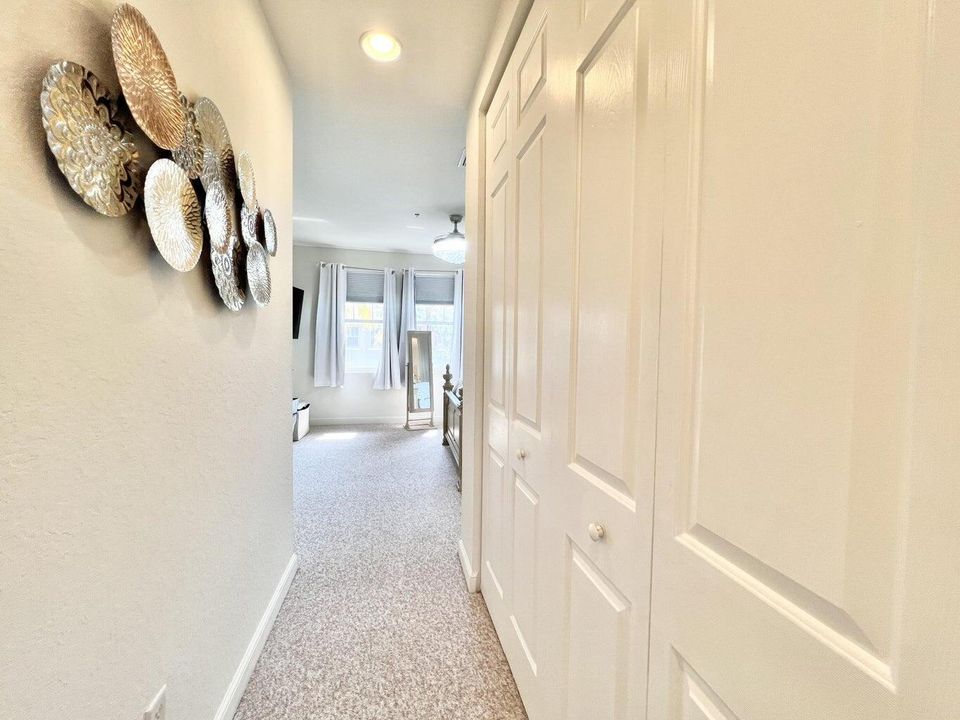 For Rent: $2,900 (3 beds, 2 baths, 1326 Square Feet)