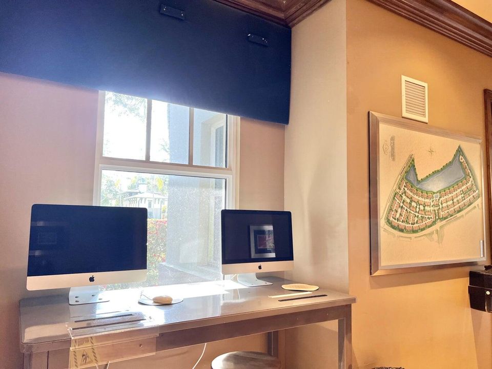 For Rent: $2,900 (3 beds, 2 baths, 1326 Square Feet)