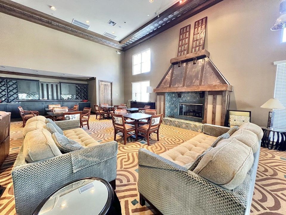 For Rent: $2,900 (3 beds, 2 baths, 1326 Square Feet)