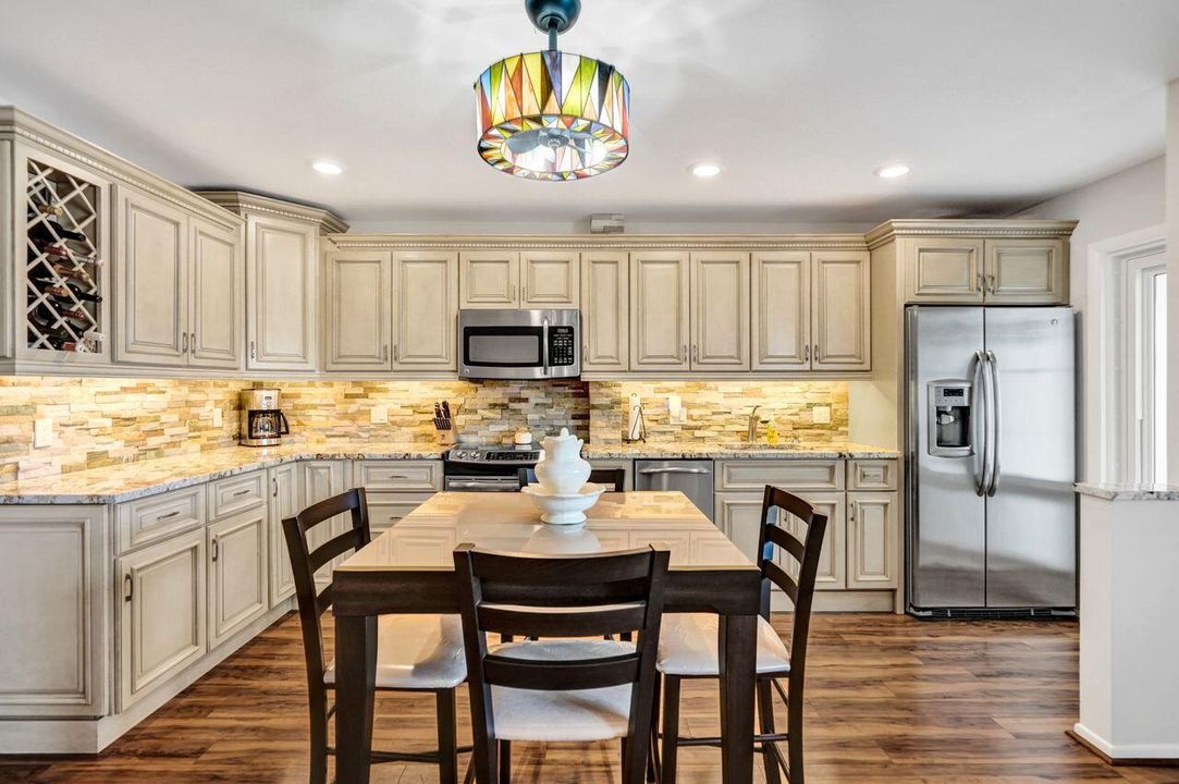 En Venta: $249,000 (1 camas, 1 baños, 640 Pies cuadrados)