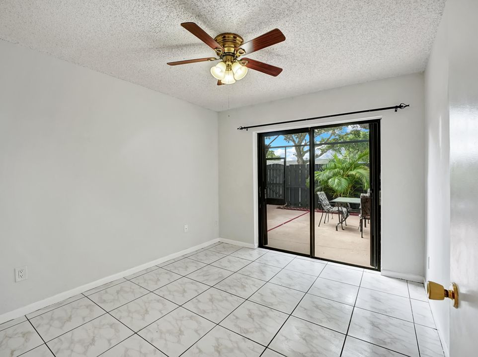 For Rent: $2,600 (3 beds, 2 baths, 1332 Square Feet)