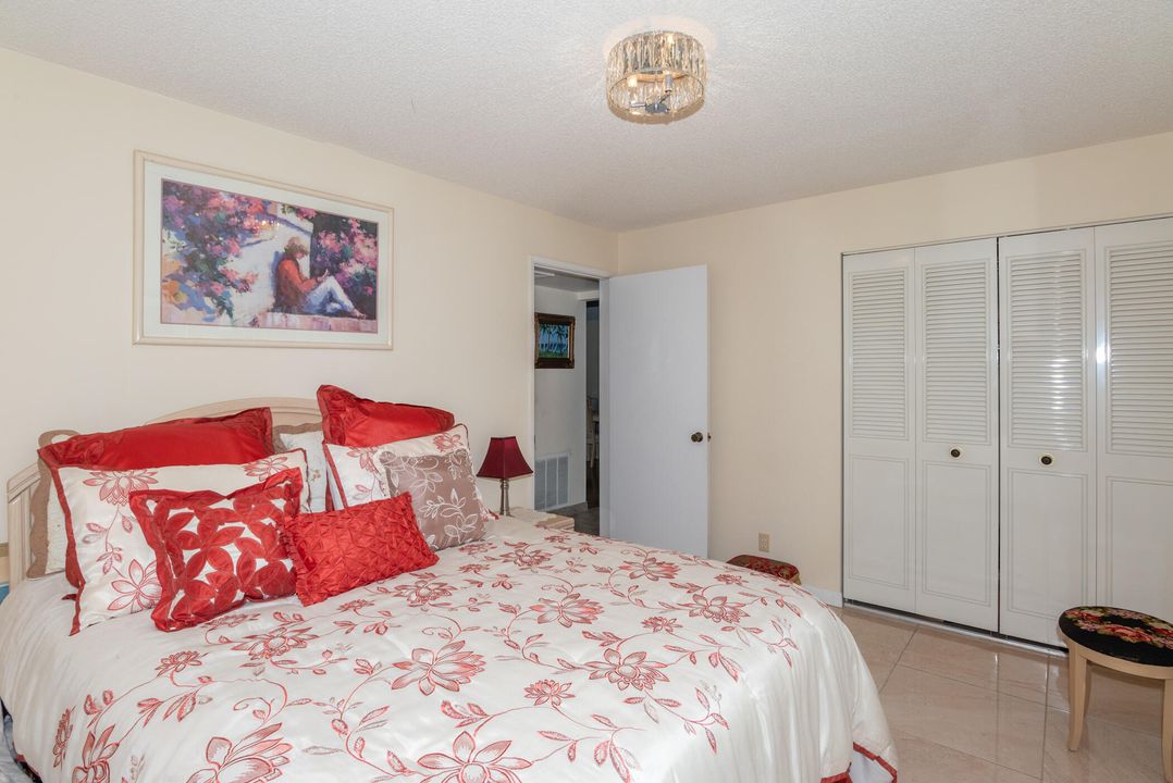 Activo con contrato: $179,000 (2 camas, 2 baños, 1088 Pies cuadrados)