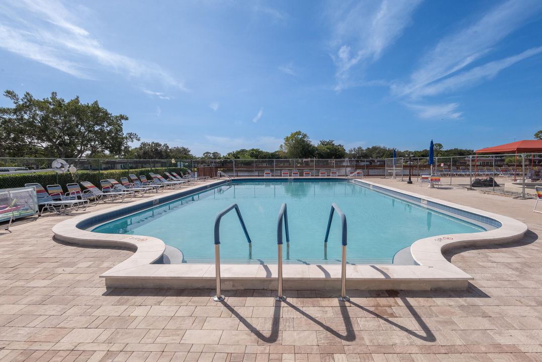 Activo con contrato: $179,000 (2 camas, 2 baños, 1088 Pies cuadrados)