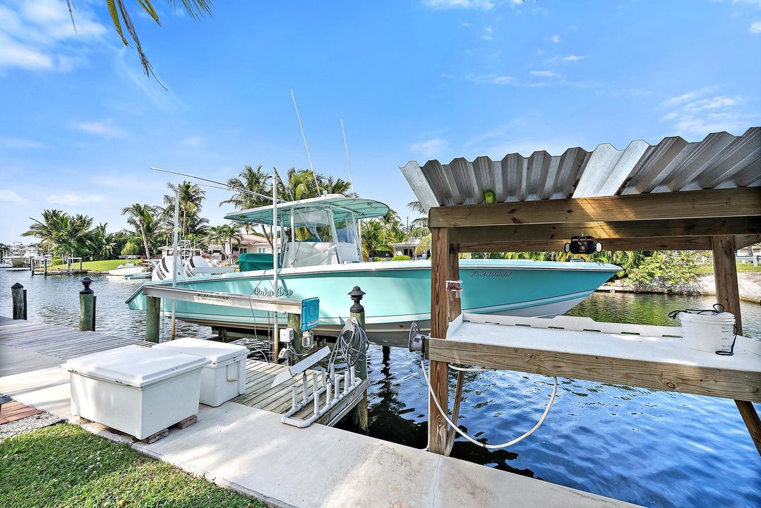 待售: $2,850,000 (4 贝兹, 3 浴室, 2234 平方英尺)