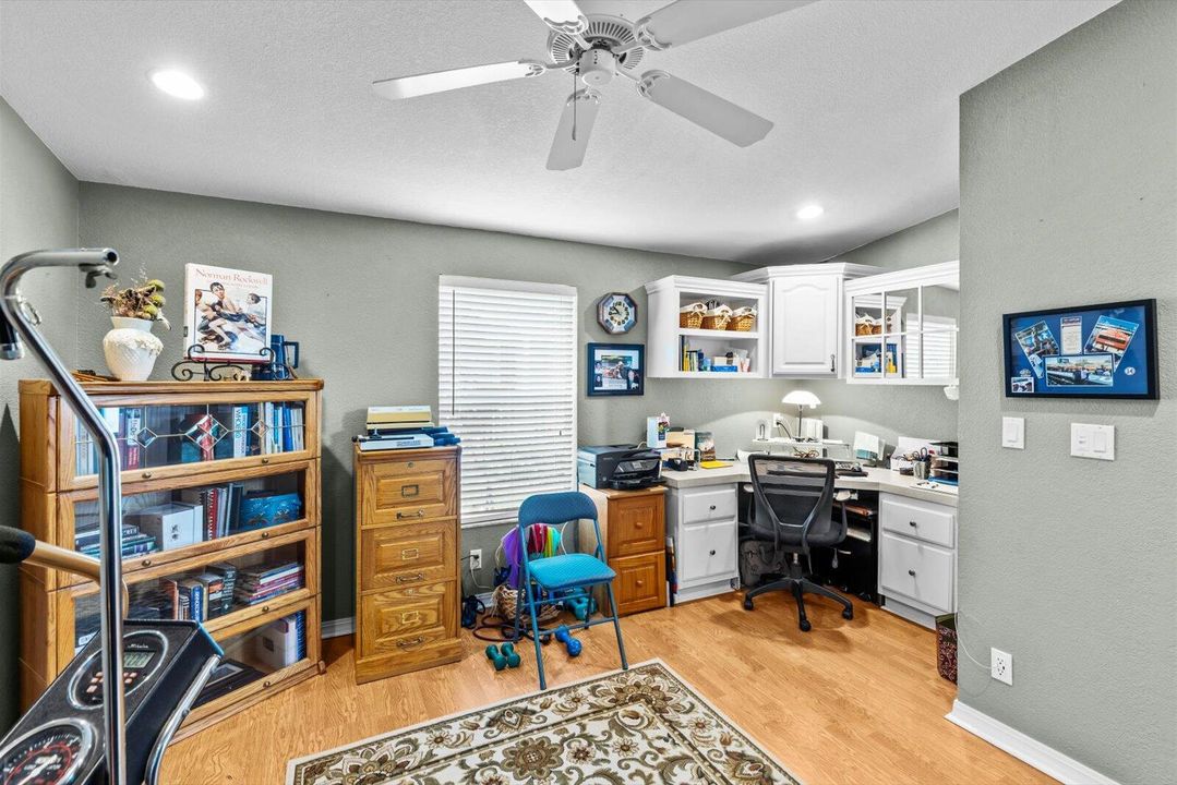 Active With Contract: $244,900 (2 beds, 2 baths, 1904 Square Feet)